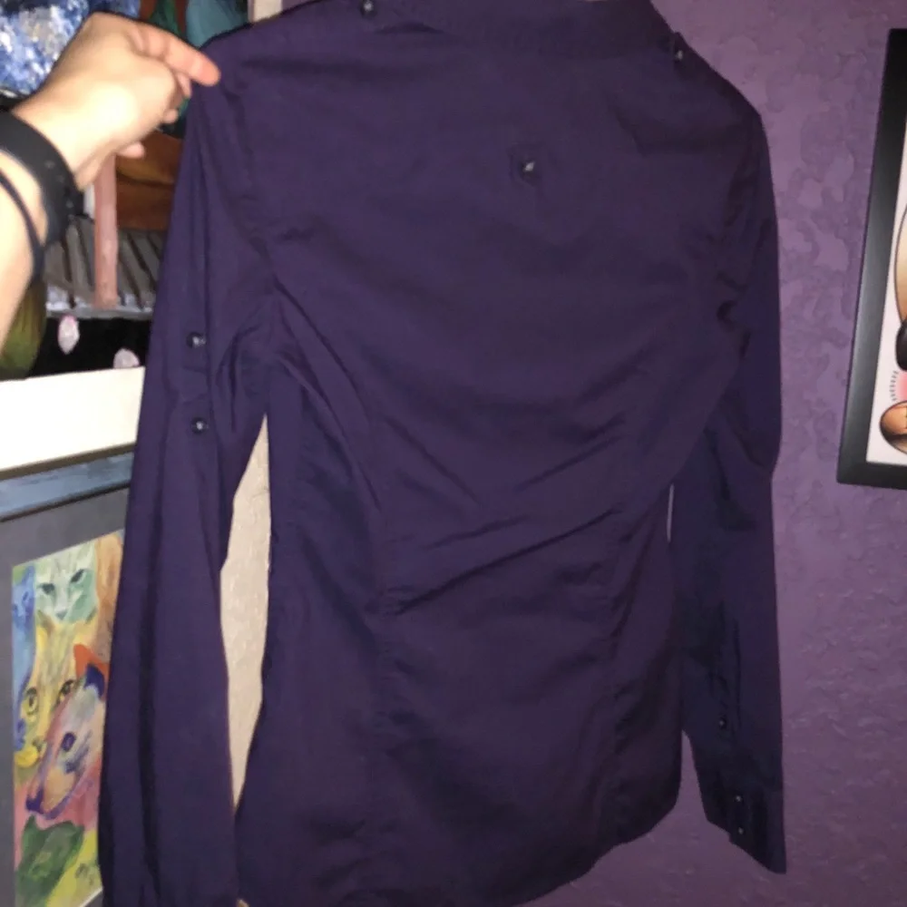 Express Women’s Long-Sleeve Button Shirt - Purple - Picture 2 of 3